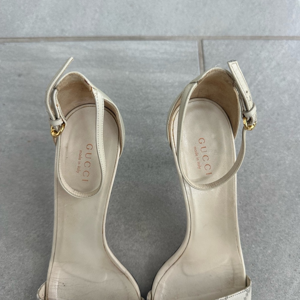 Vintage Gucci Women's Ivory GG Monogram Ankle Strap Sandal - Picture 4 of 5